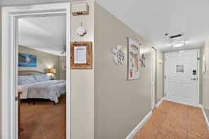 3 bedrooms, desk, iron/ironing board, WiFi