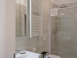 Bathroom - Hotel Castrum (Grado)