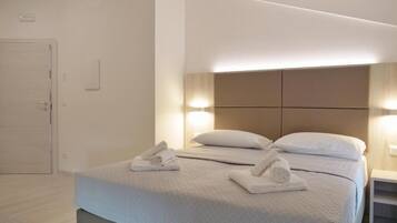 Suite Deluxe, vue ville | Bureau, espace de travail pour ordinateur portable, Wi-Fi gratuit
