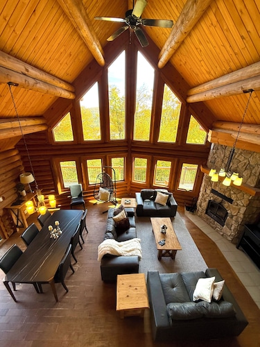 Chalet en bois rond | SPA, Confort & Nature | Animaux de compagnie acceptés!