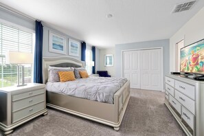 6 bedrooms, iron/ironing board, WiFi, bed sheets