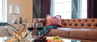 Stylish Downtown Bryan Getaway Near Shops & Eats