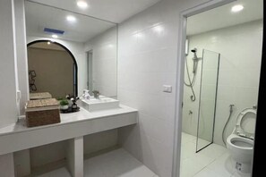 Cots/infant beds - FiveHouse Silom 1 Saladeang (Bangkok)