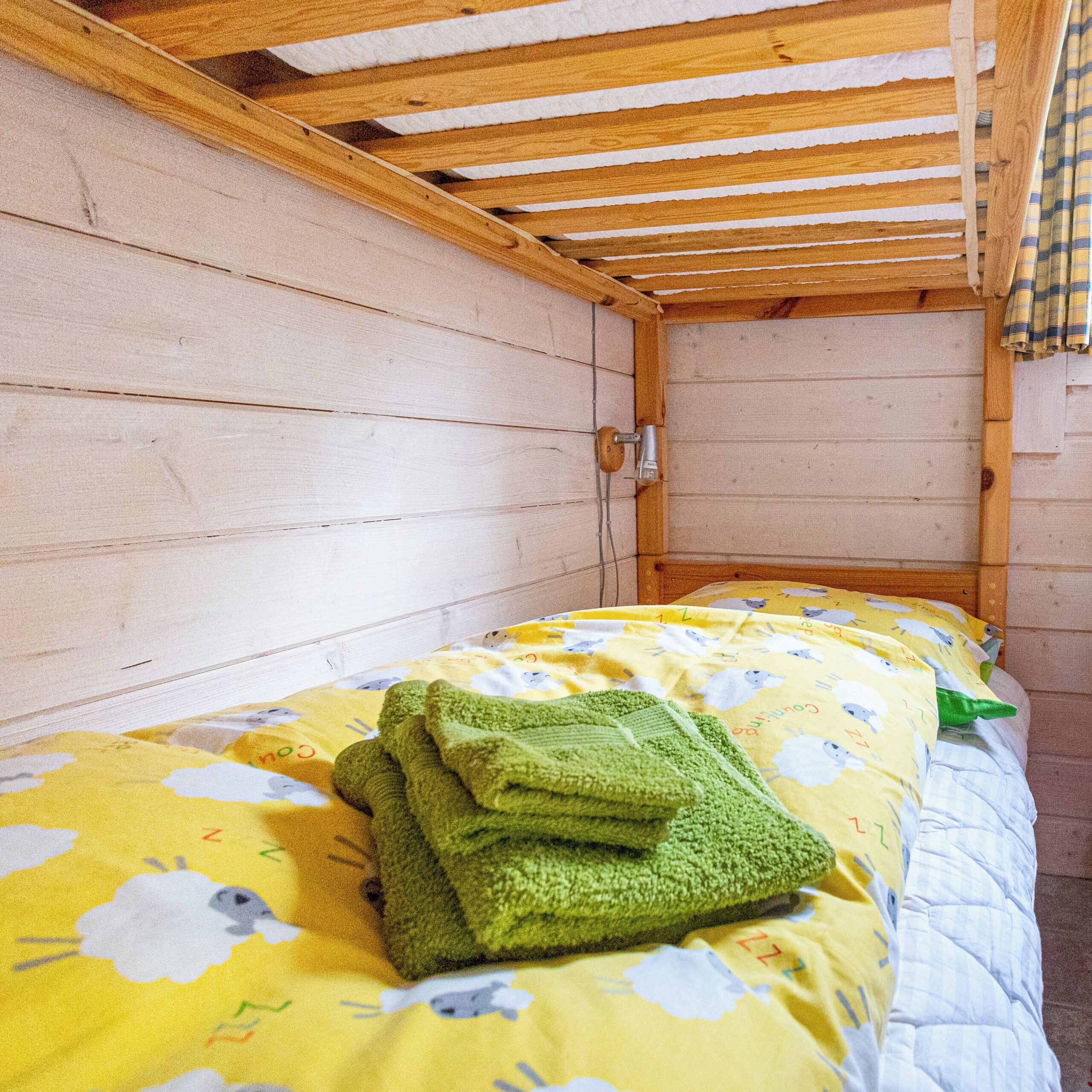 2 makuuhuonetta, vuodevaatteet