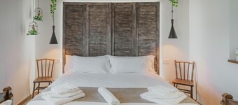 Casa Rural 'La Antigua Taberna' con Piscina Privada, Wi-Fi y Aire Acondicionado