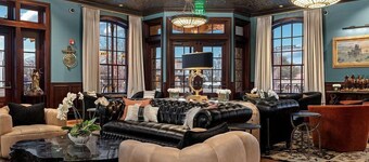 Emigrant Boutique Hotel