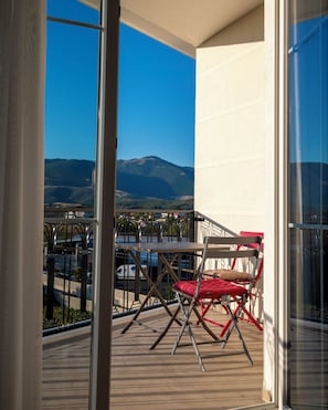 Suite Deluxe, balcone, vista cortile | Terrazza/patio