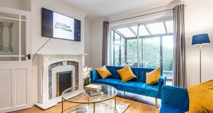 Cosy Home in Stoke on Trent