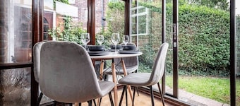 Cosy Home in Stoke on Trent