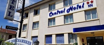 Central Hotel