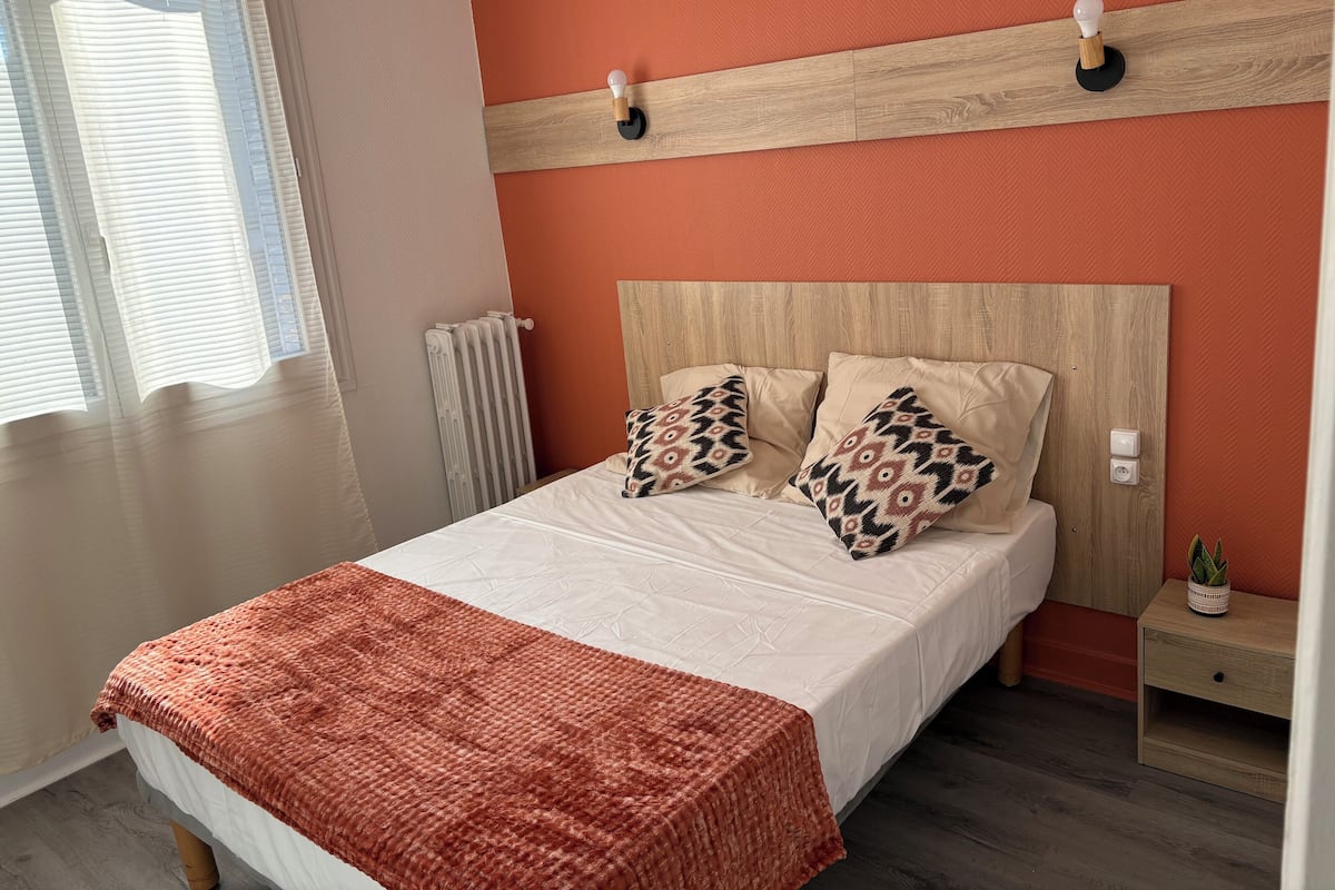 Classic Double Room | Free WiFi