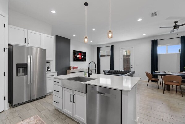 Fridge, microwave, oven, stovetop