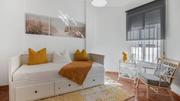 3 bedrooms, WiFi, bed sheets