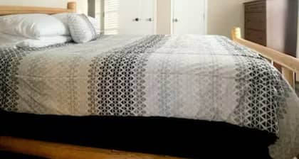 Boots, Views & Adventure – Western Stay Close to Slopes & Trails