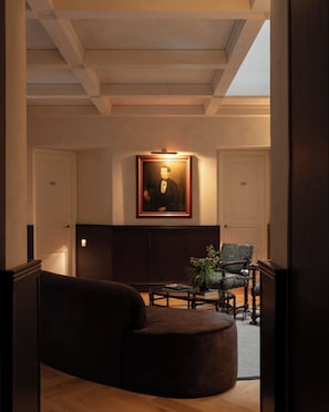 Lobby sitting area - El Cortés, Member of Relais & Châteaux (Mexico City)