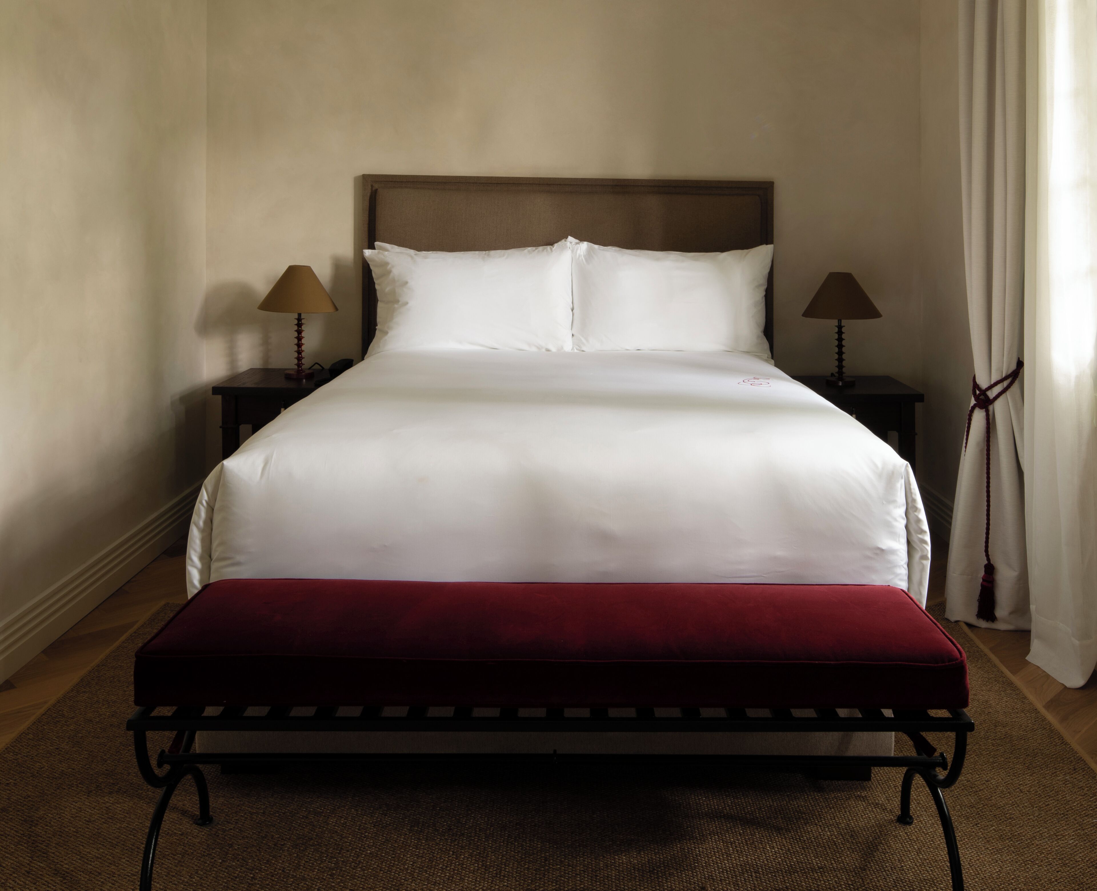 Classic Room, 1 Queen Bed