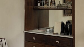 Panoramic-Suite, 1 King-Bett, Stadtblick | Minibar