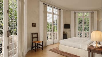 Panoramic Suite, 1 King Bed, City View | View from room
