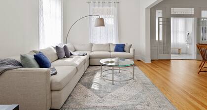 Historic Seguin Stay ~ Close to Downtown