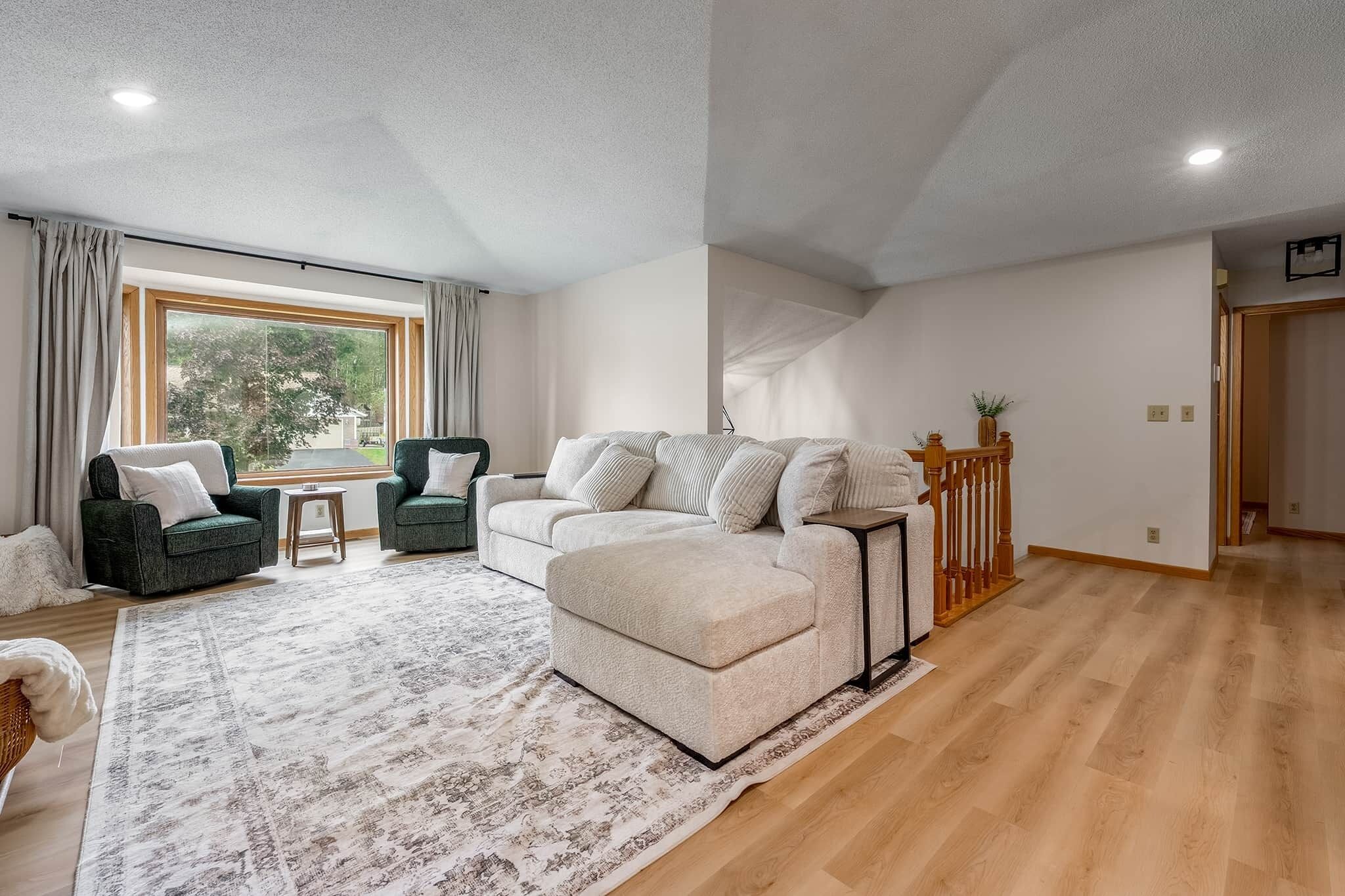 Televisión y chimenea 