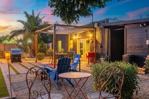 屋外ダイニングエリア