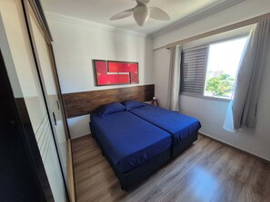 3 chambres, fer et planche à repasser, Wi-Fi gratuit, draps fournis
