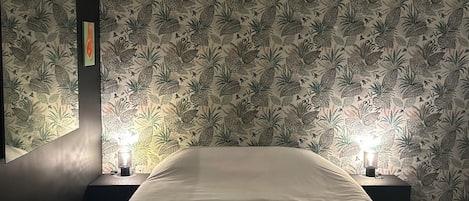 1 habitación, internet y ropa de cama