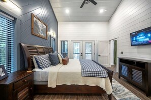 مكواة/لوح كي وواي فاي مجانًا وملاءات أسرّة