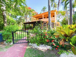BBQ/picnic Area - CASAS DEL MAR HOTEL Beach & SPA (Punta Cana)