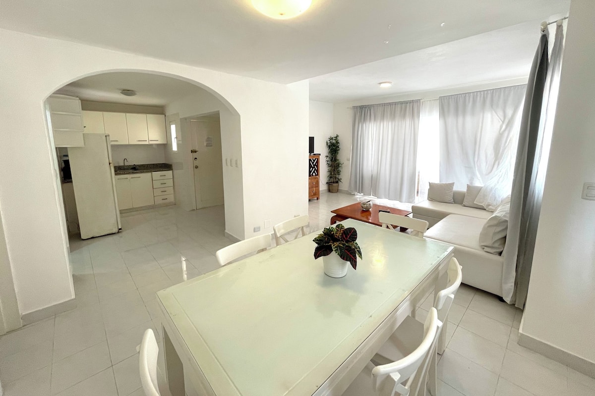Apartment, Ocean View | Private kitchen | Fridge, microwave, stovetop, cookware/dishes/utensils