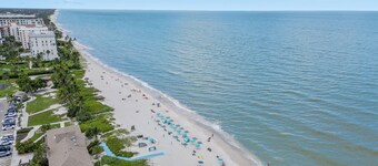 New Remodel  1-bedroom condo on the bay, across the street from Lowdermilk beach