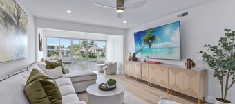 New Remodel  1-bedroom condo on the bay, across the street from Lowdermilk beach