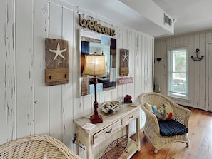 Interior - 4-B 12th Street | Rooftop Deck, Steps to the Beach (Tybee Island)