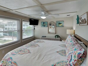 5 bedrooms, iron/ironing board, travel crib, internet - 4-B 12th Street | Rooftop Deck, Steps to the Beach (Tybee Island)