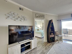 3 bedrooms, iron/ironing board, Internet, bed sheets