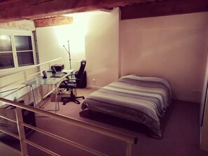 1 bedroom, internet, bed sheets - Apartment - Mairie du 11ème (Paris)