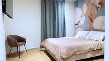 1 bedroom, WiFi, bed sheets