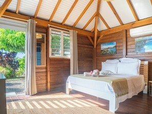 3 bedrooms, iron/ironing board, travel crib, WiFi