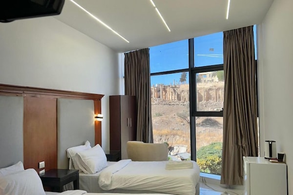 Basic Double or Twin Room, City View | Soundproofing, iron/ironing board, free WiFi