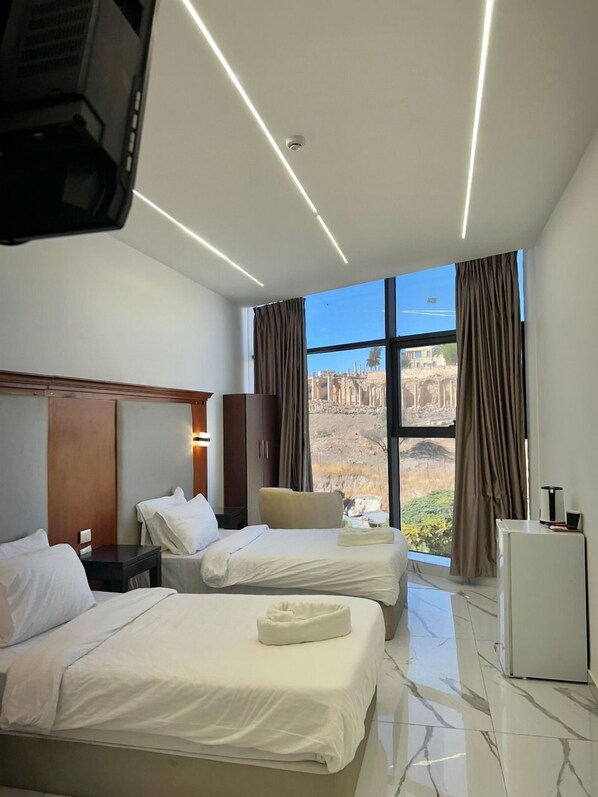 Basic Double or Twin Room, City View