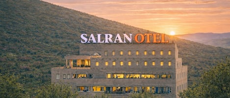 Mặt tiền nơi lưu trú