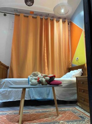 3 bedrooms, WiFi, bed sheets