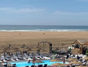 Beach - Spacious one-bedroom apartment close to the sea (Tanger)