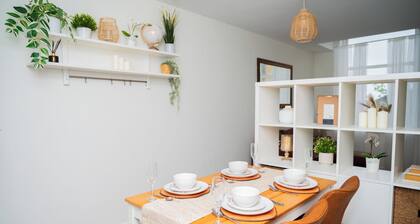 Luxury 1- Bed Apartment Opposite Dewsbury Train Station