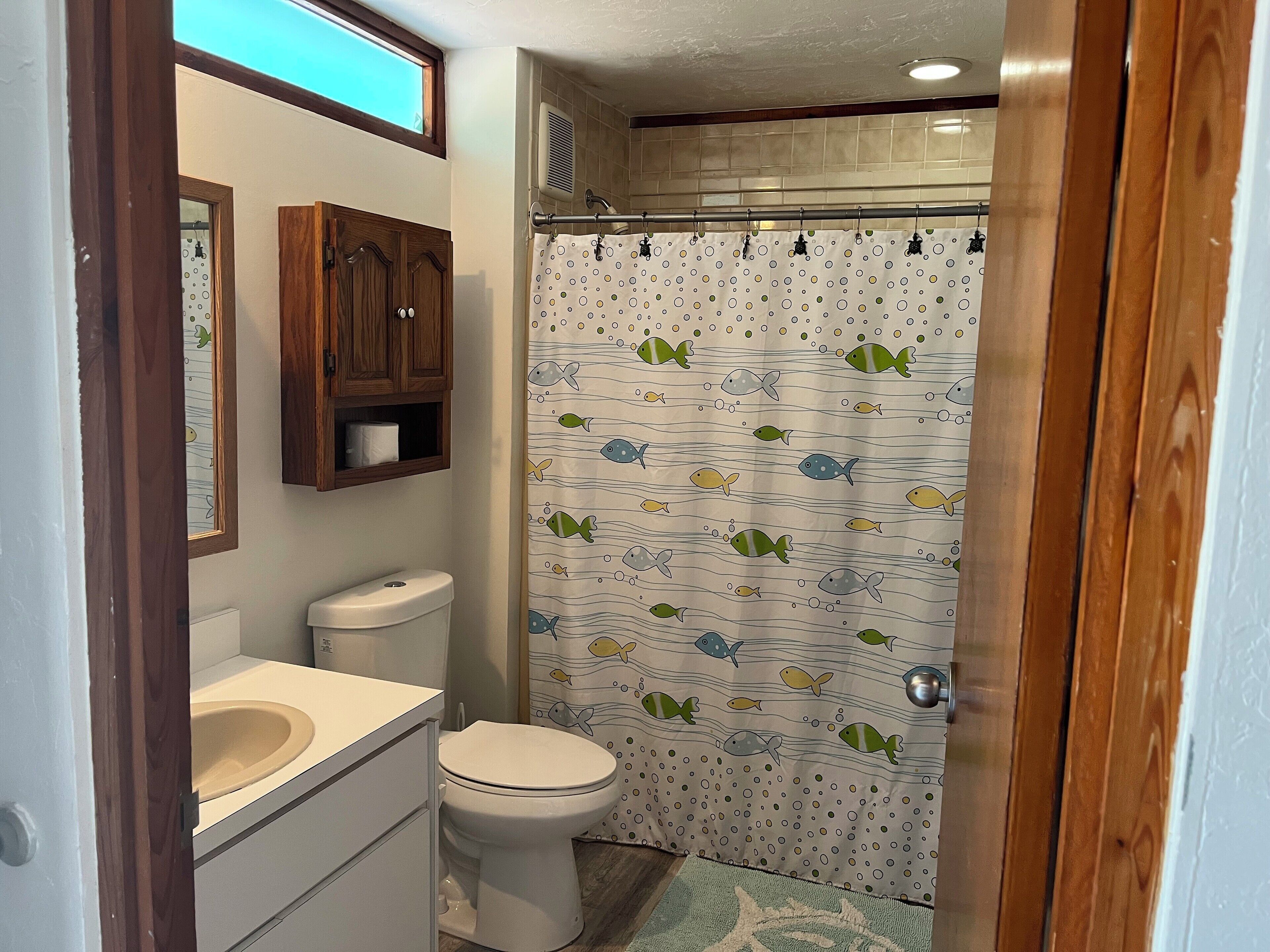 Towels, toilet paper