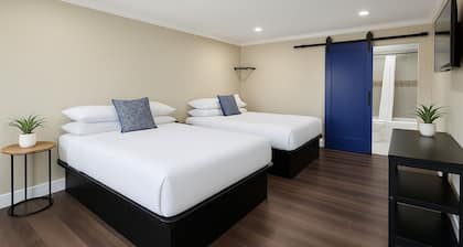 BORDER PLAZA HOTEL