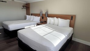 Premium Quadruple Room, 2 Queen Beds, Non Smoking