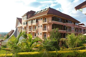 Exterior - Famous Gates Hotel Bomet  (Bomet)