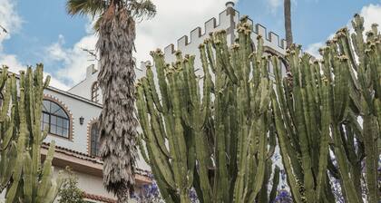 Vacation 'Bastion Del Drago - 7' with Mountain View, Shared Terrace and Wi-Fi