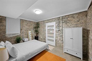 1 室のベッドルーム、アイロン / アイロン台、WiFi、ベッドシーツ